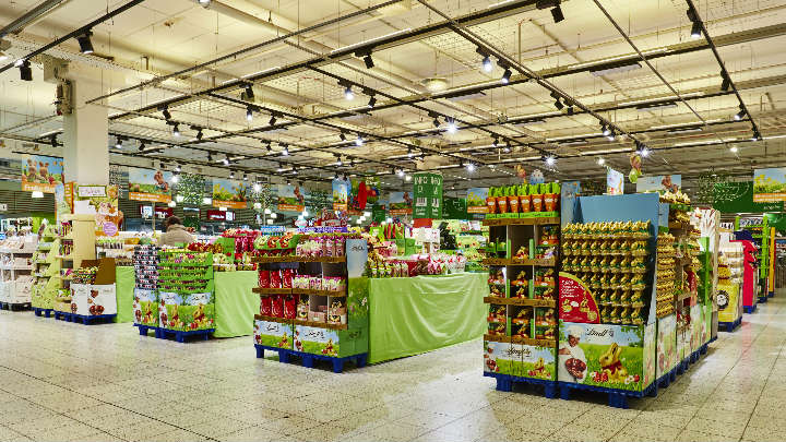 Smart supermarket lighting &ndash; Globus