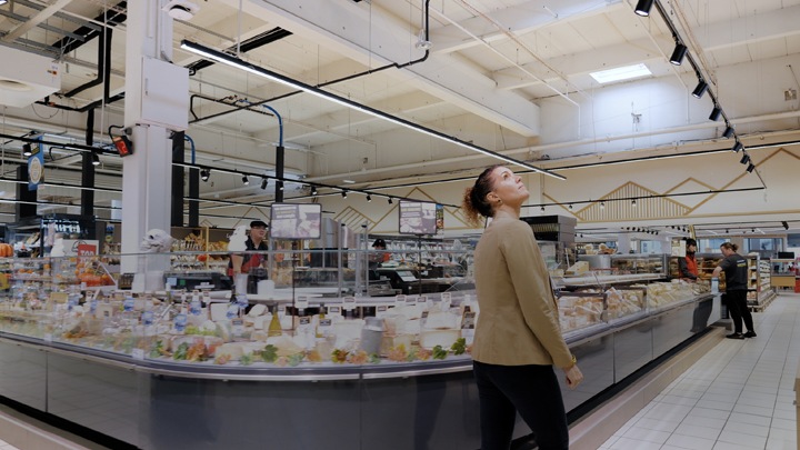 Eclairage Carrefour Provencia &agrave; Mo&ucirc;tiers