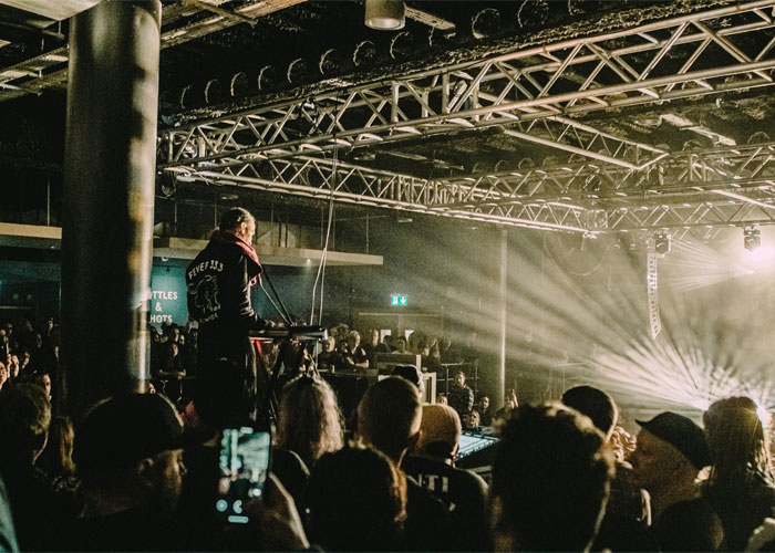 FEVER 333