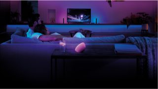 ...sincronízala con películas, música, televisión y juegos