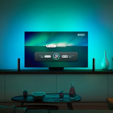 TV 백라이트와 함께 Hue Sync TV 앱을 표시하는 TV