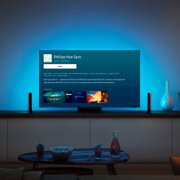 거실 TV에 보이는 Philips Hue Sync TV 앱 화면